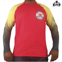 6001 CAMISA MANGA LONGA PROTEÇÃO UV 50+ VERMELHA COM DETALHES AMARELOS E PRETOS NAS MANGAS 
